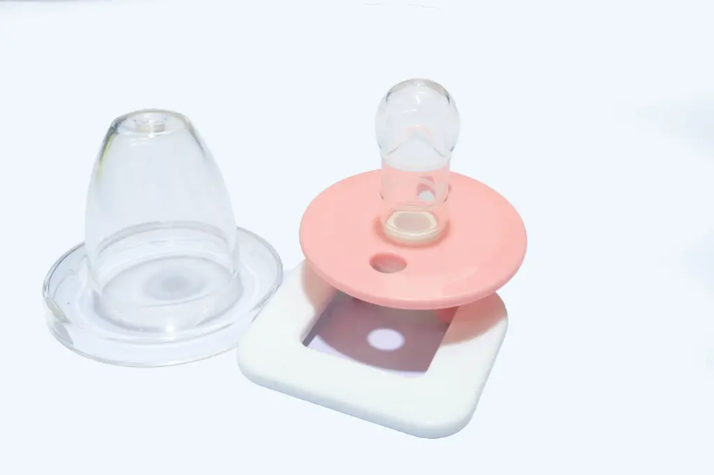 Camera Soother No:16557 Color: Pink 